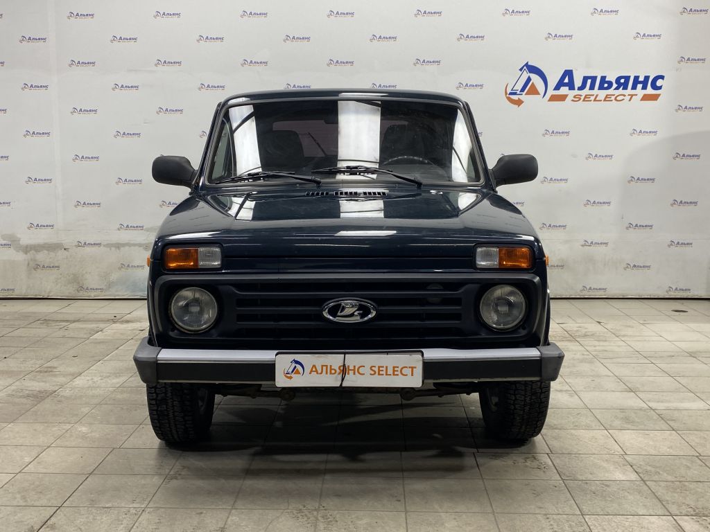 LADA 2121