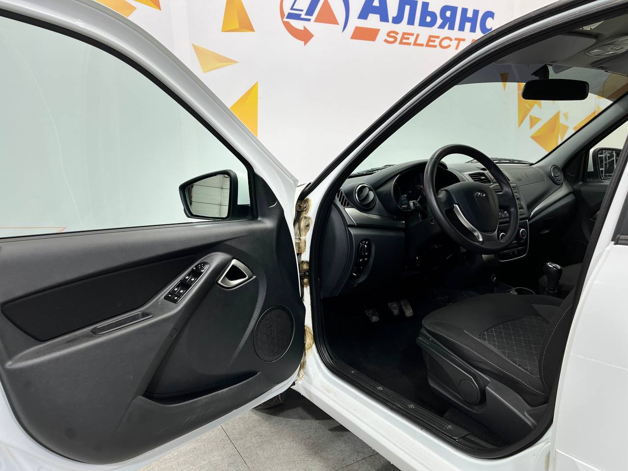 LADA GRANTA
