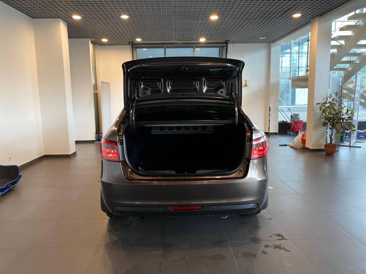 LADA VESTA