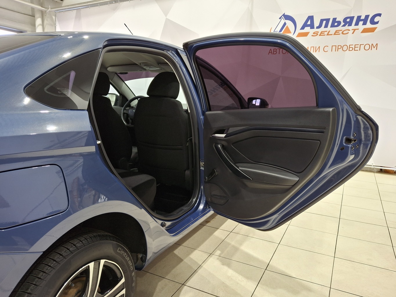 LADA VESTA