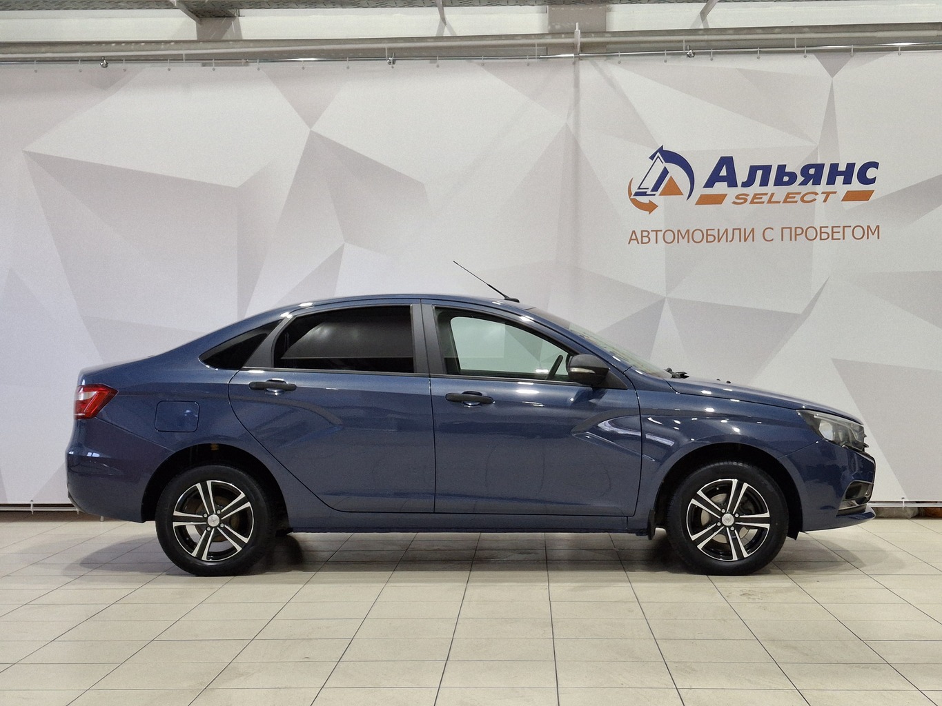 LADA VESTA