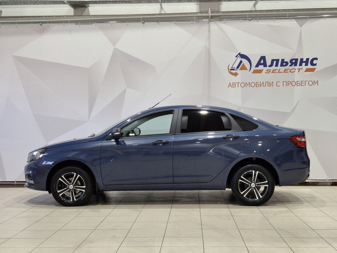 LADA VESTA