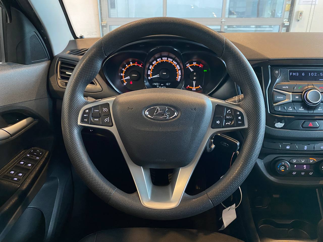 LADA VESTA
