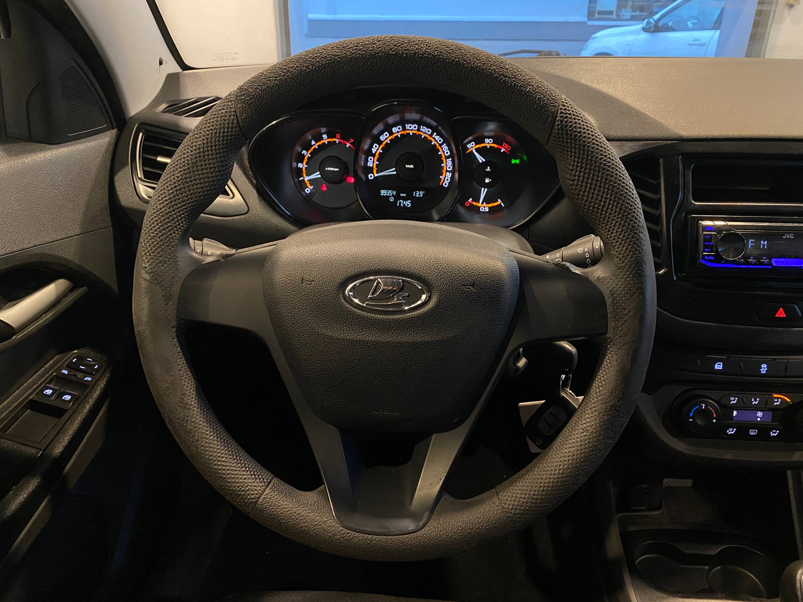 LADA VESTA