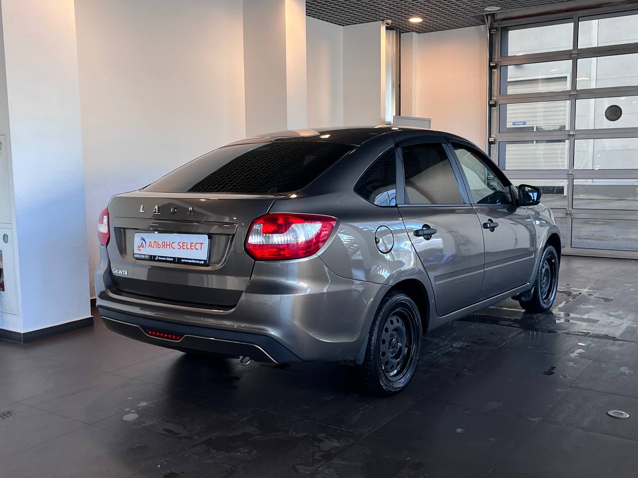 LADA GRANTA