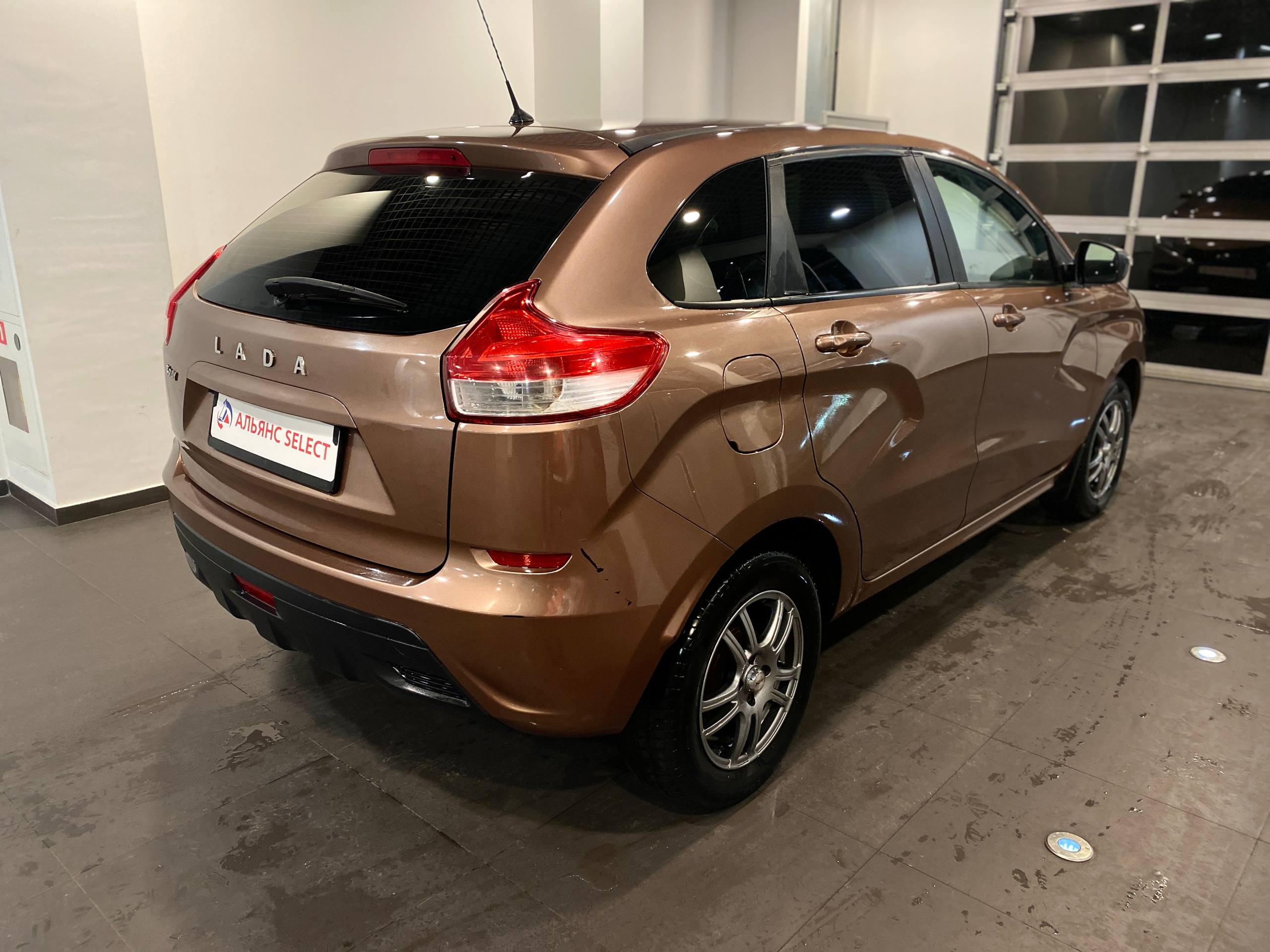 LADA XRAY