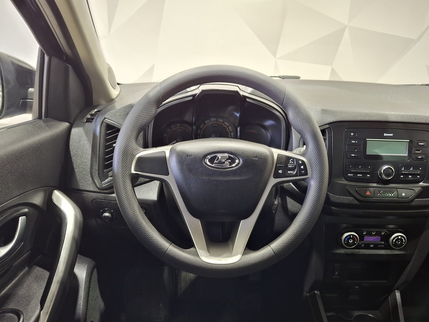 LADA XRAY