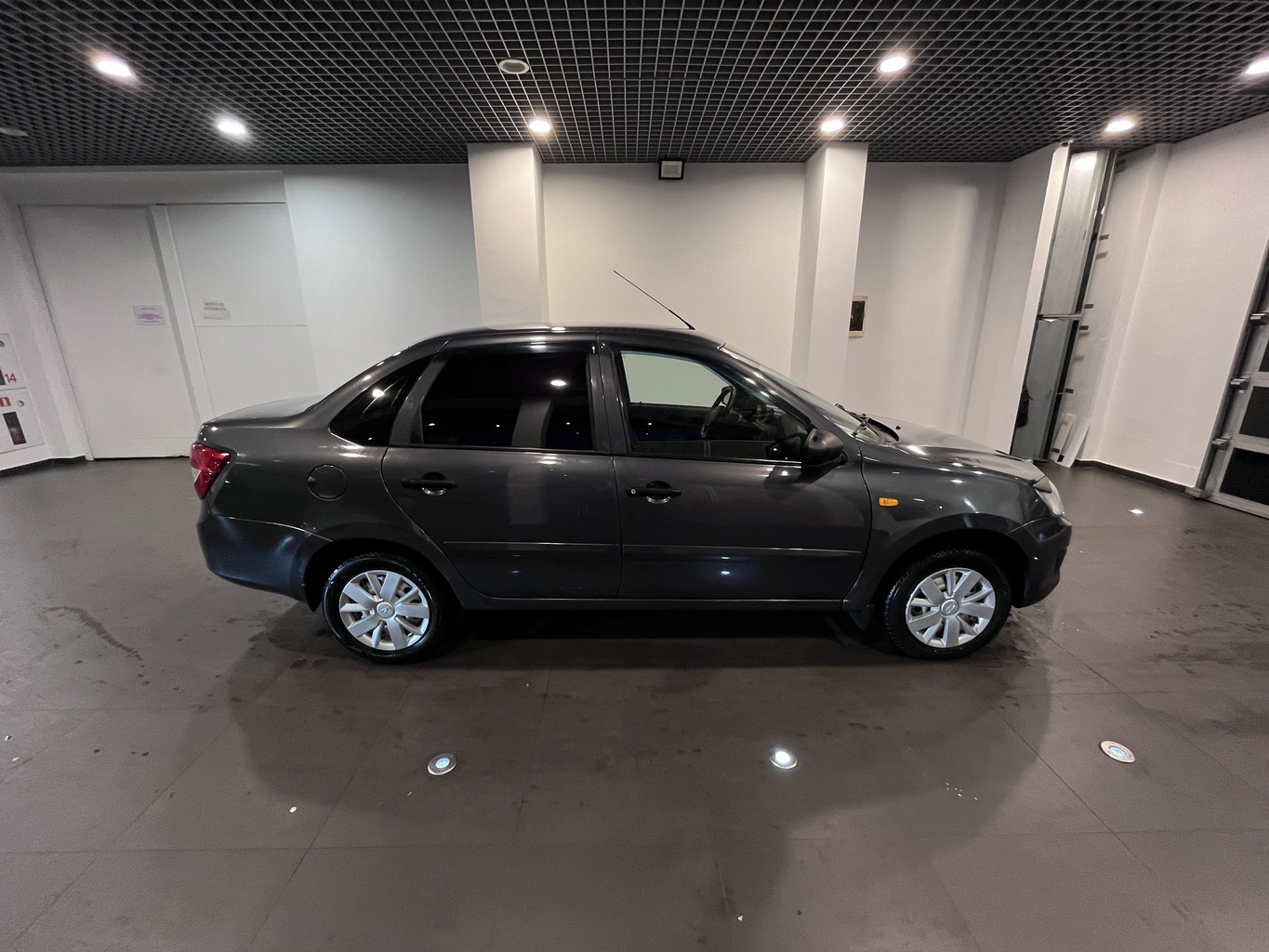 LADA GRANTA