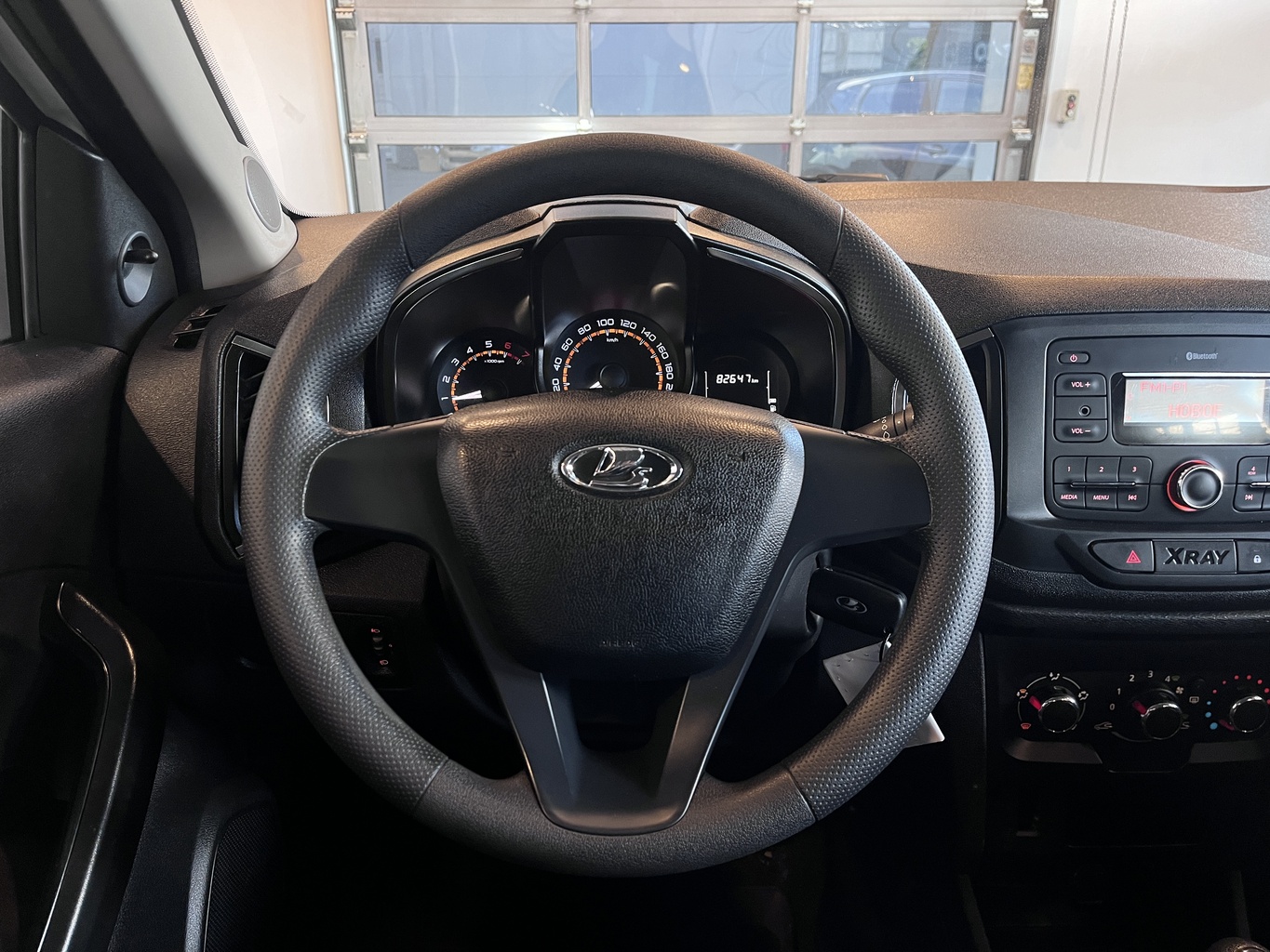 LADA XRAY