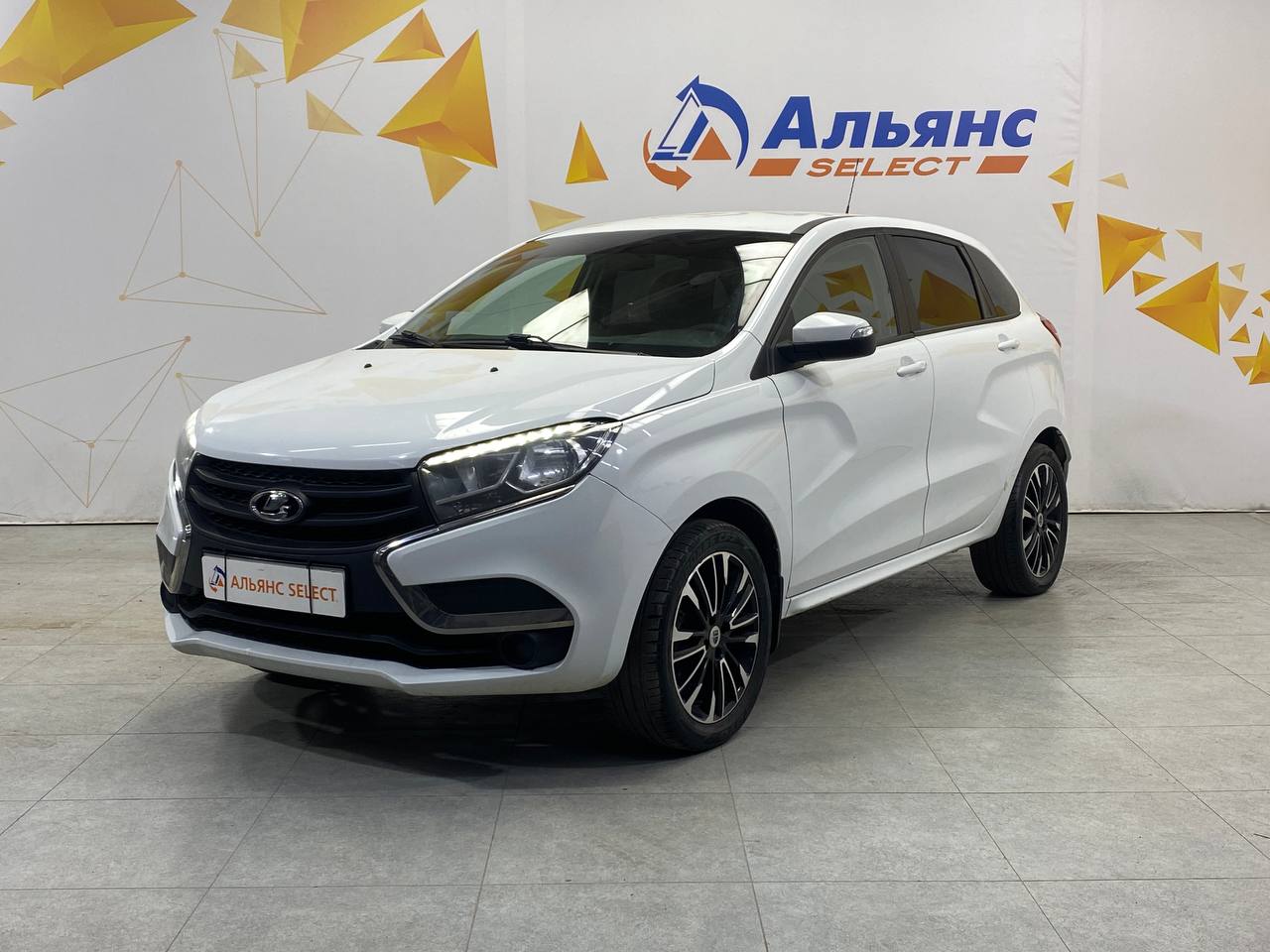 LADA XRAY