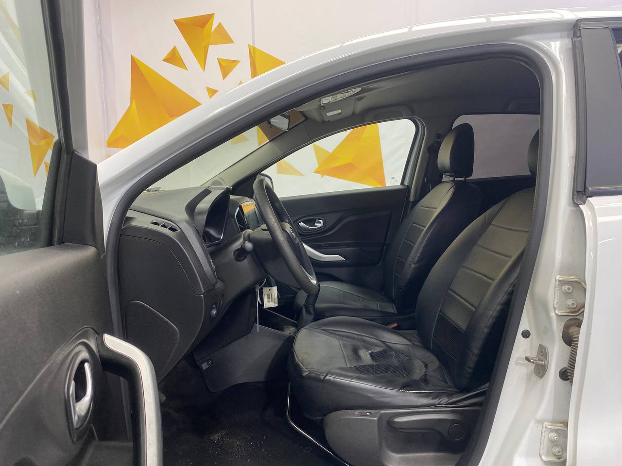 LADA XRAY