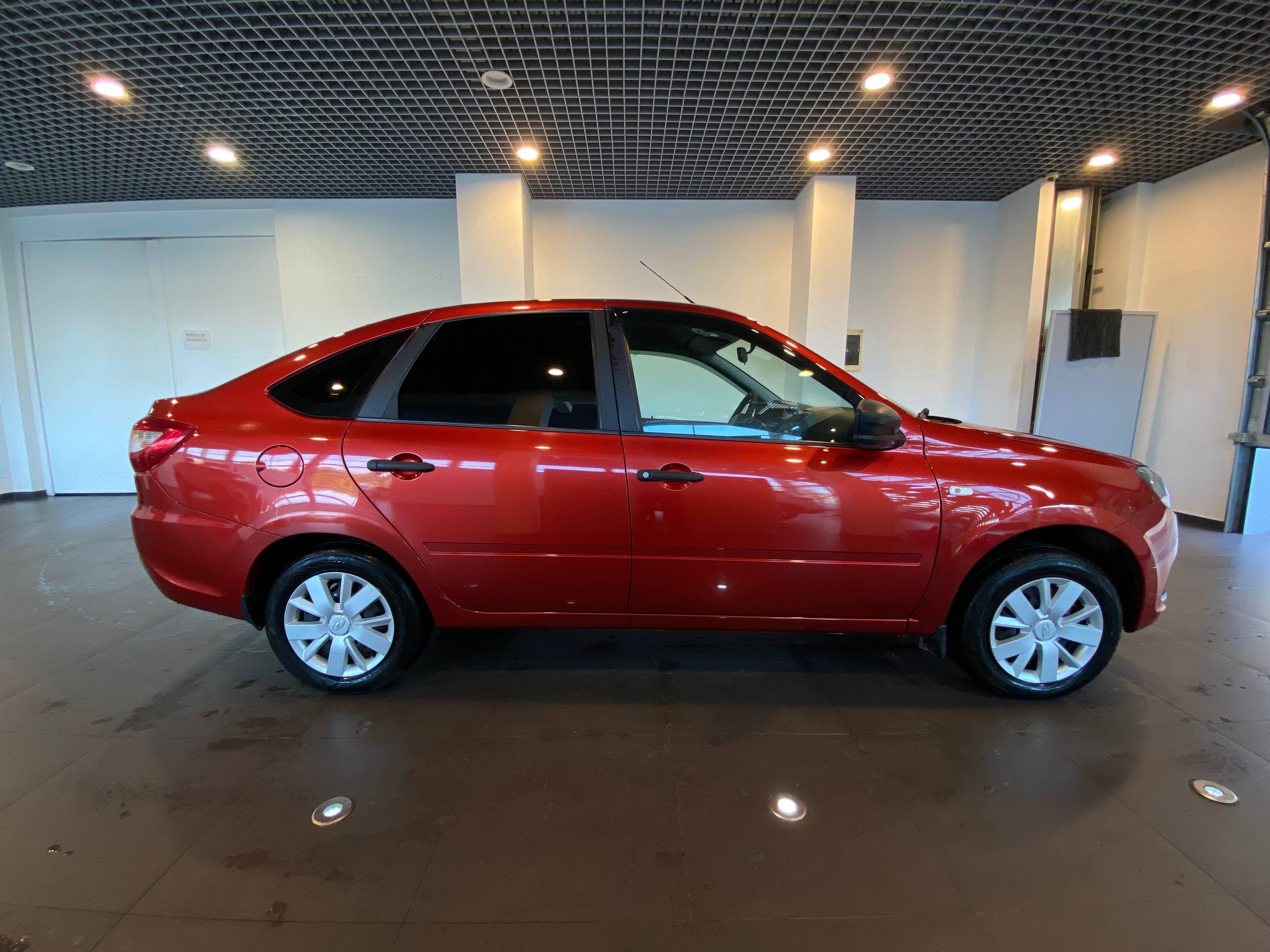 LADA GRANTA