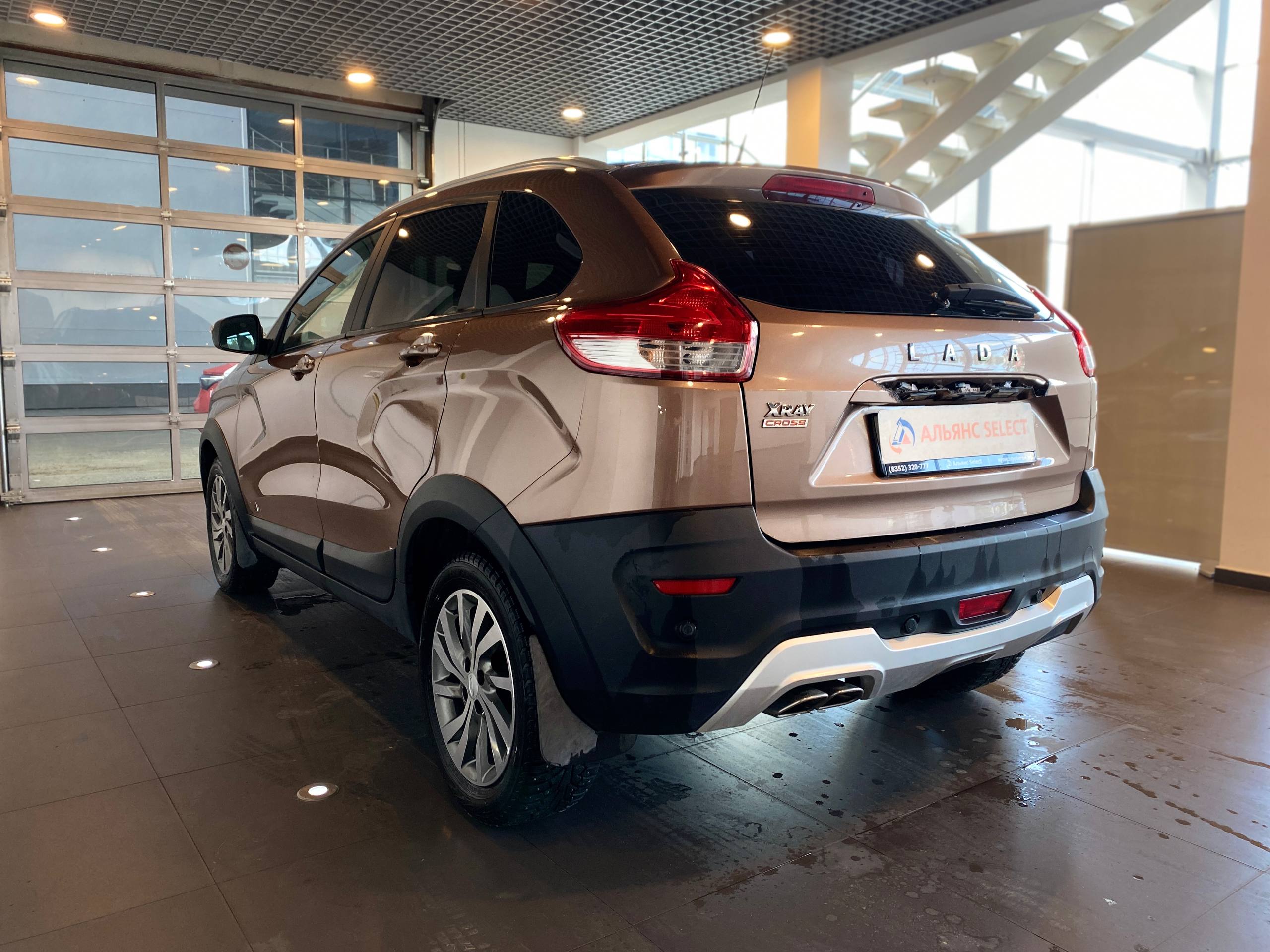 LADA XRAY