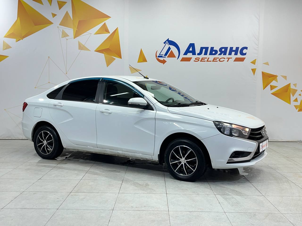 LADA VESTA