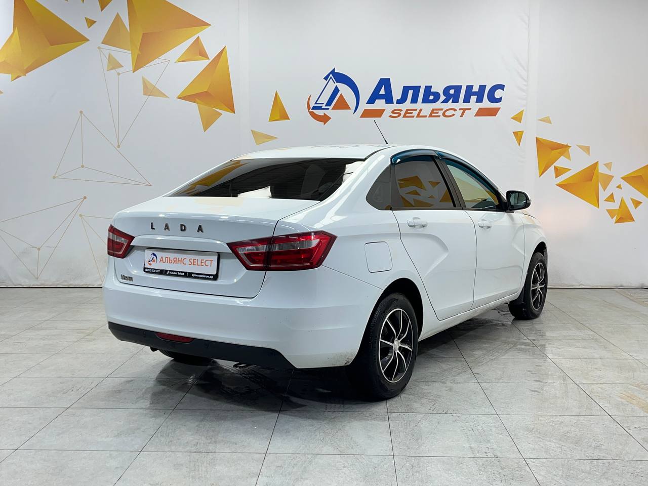 LADA VESTA