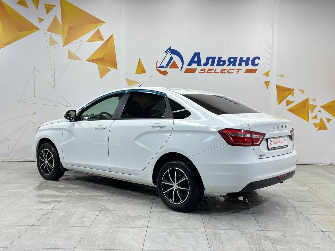 LADA VESTA