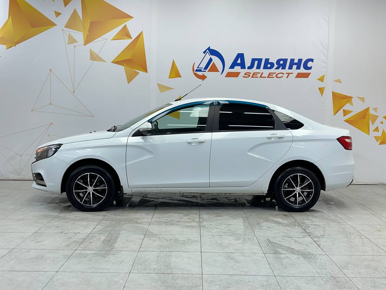 LADA VESTA