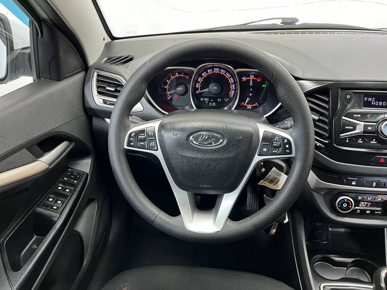 LADA VESTA