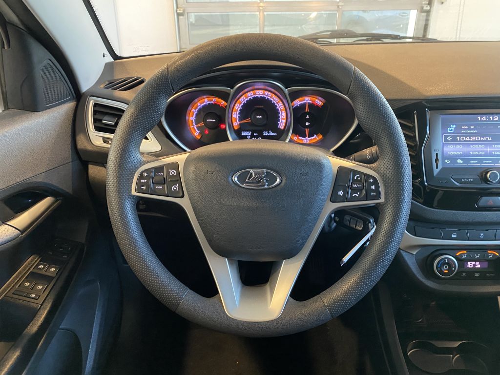 LADA VESTA SW CROSS