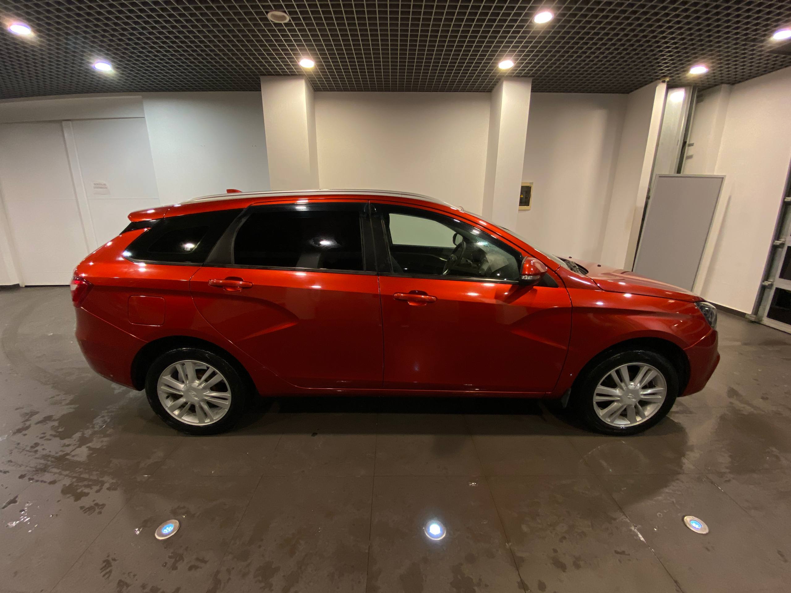 LADA VESTA