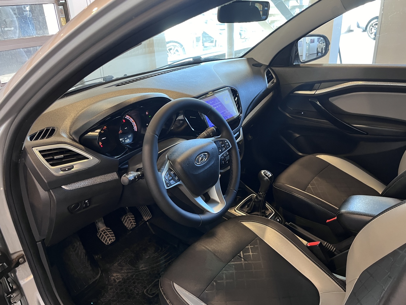 LADA VESTA