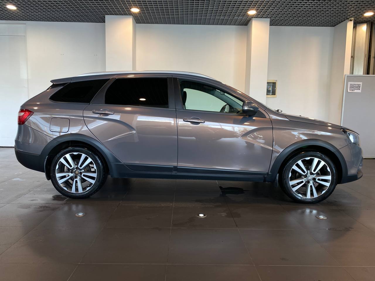 LADA VESTA