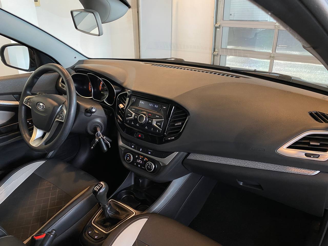 LADA VESTA
