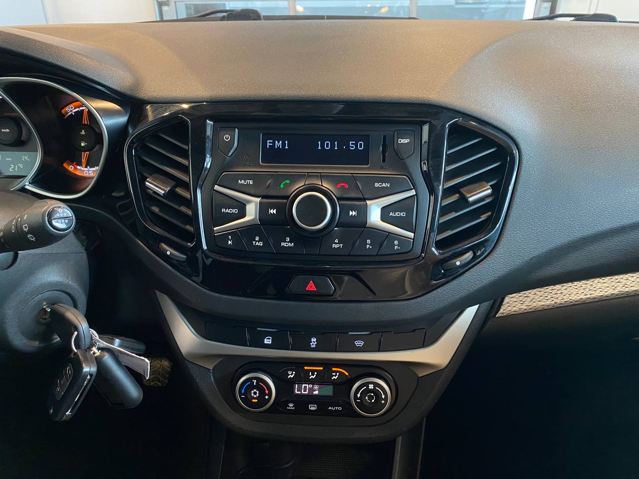 LADA VESTA