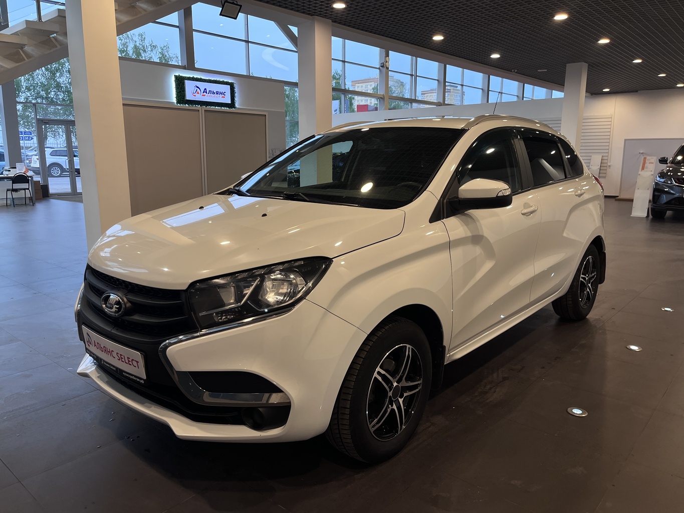 LADA XRAY