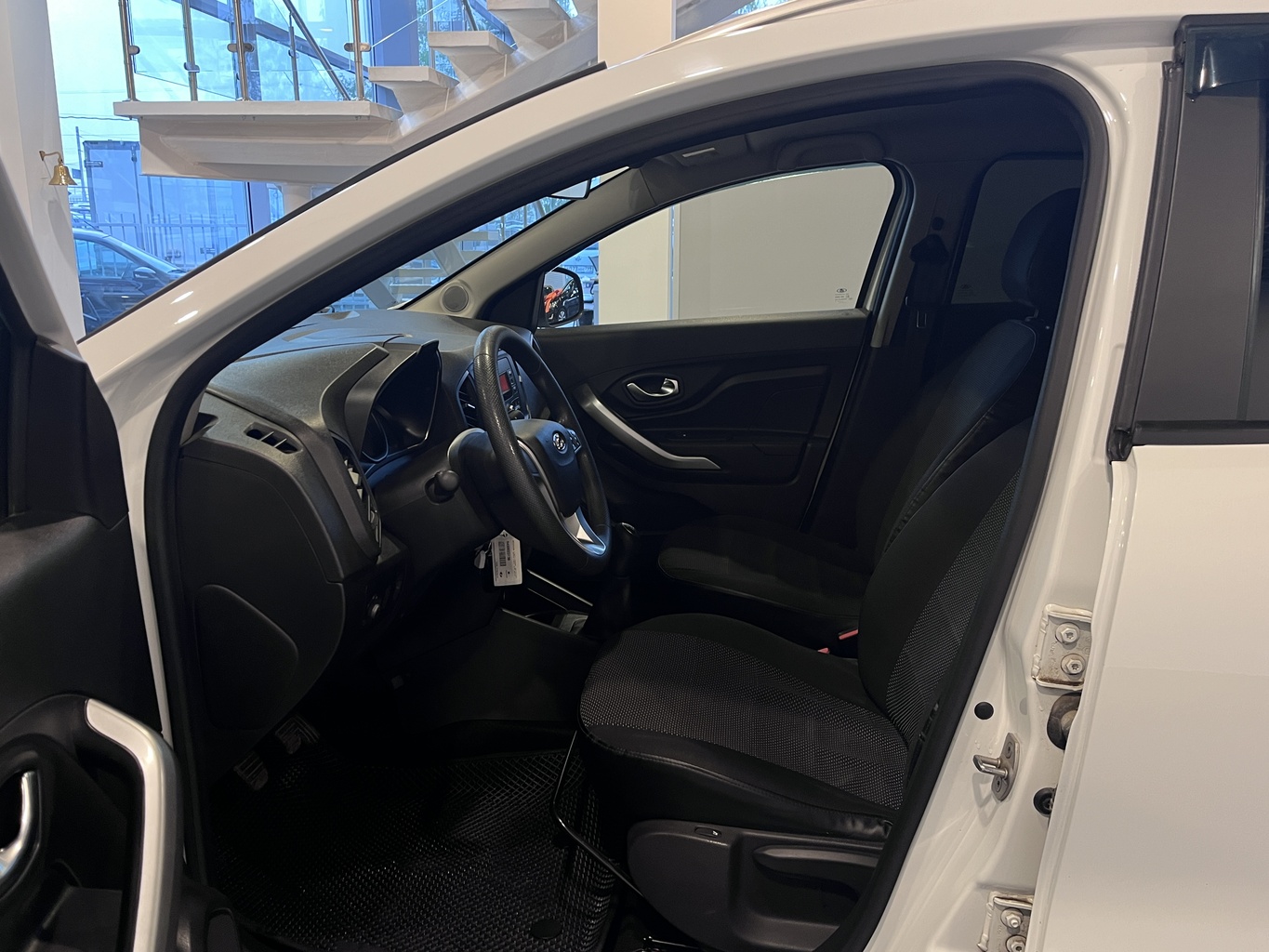 LADA XRAY