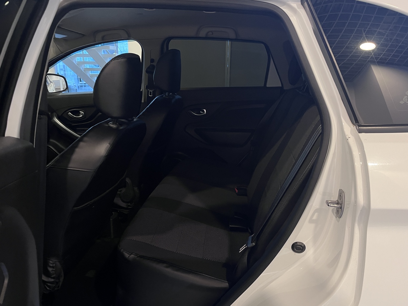 LADA XRAY