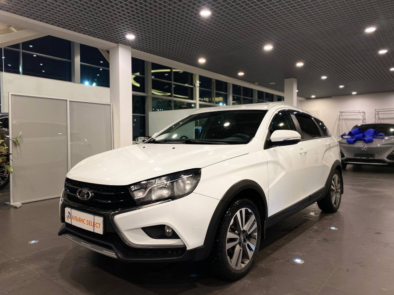 LADA VESTA SW CROSS