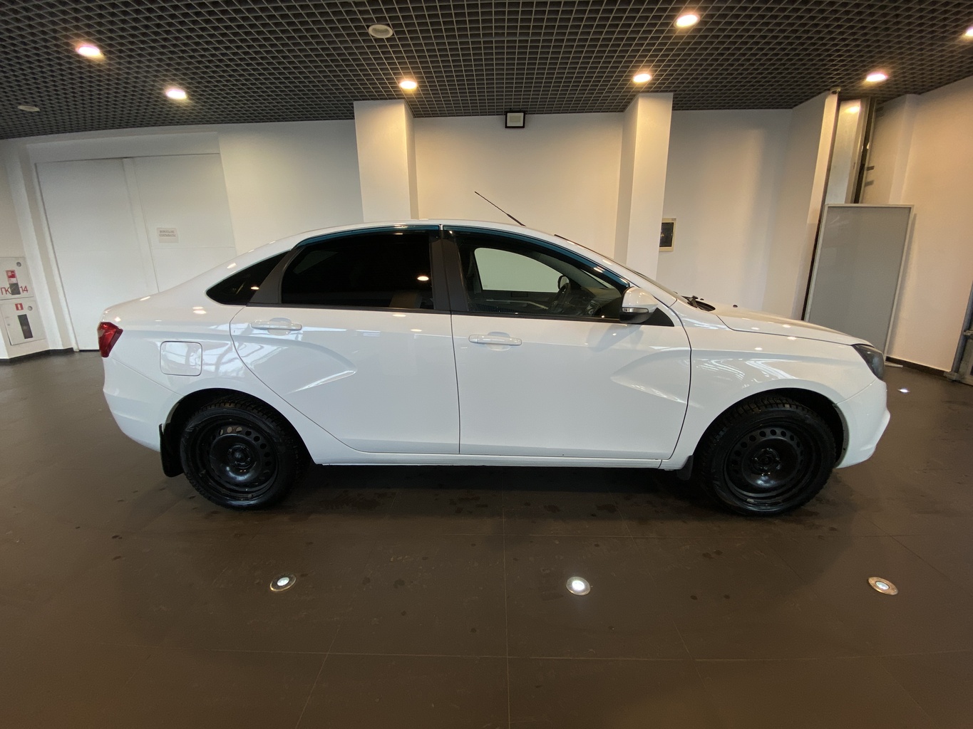 LADA VESTA