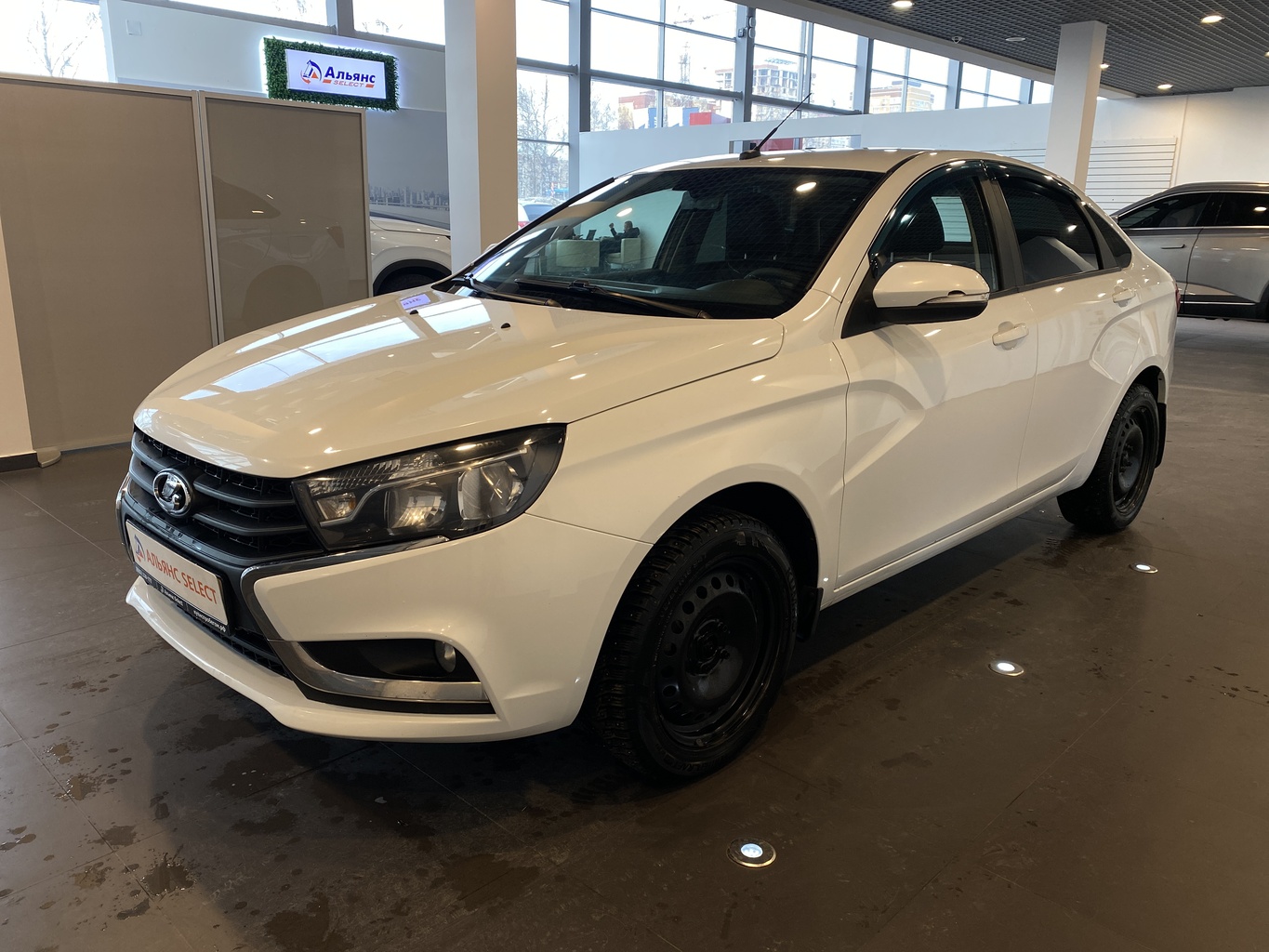 LADA VESTA