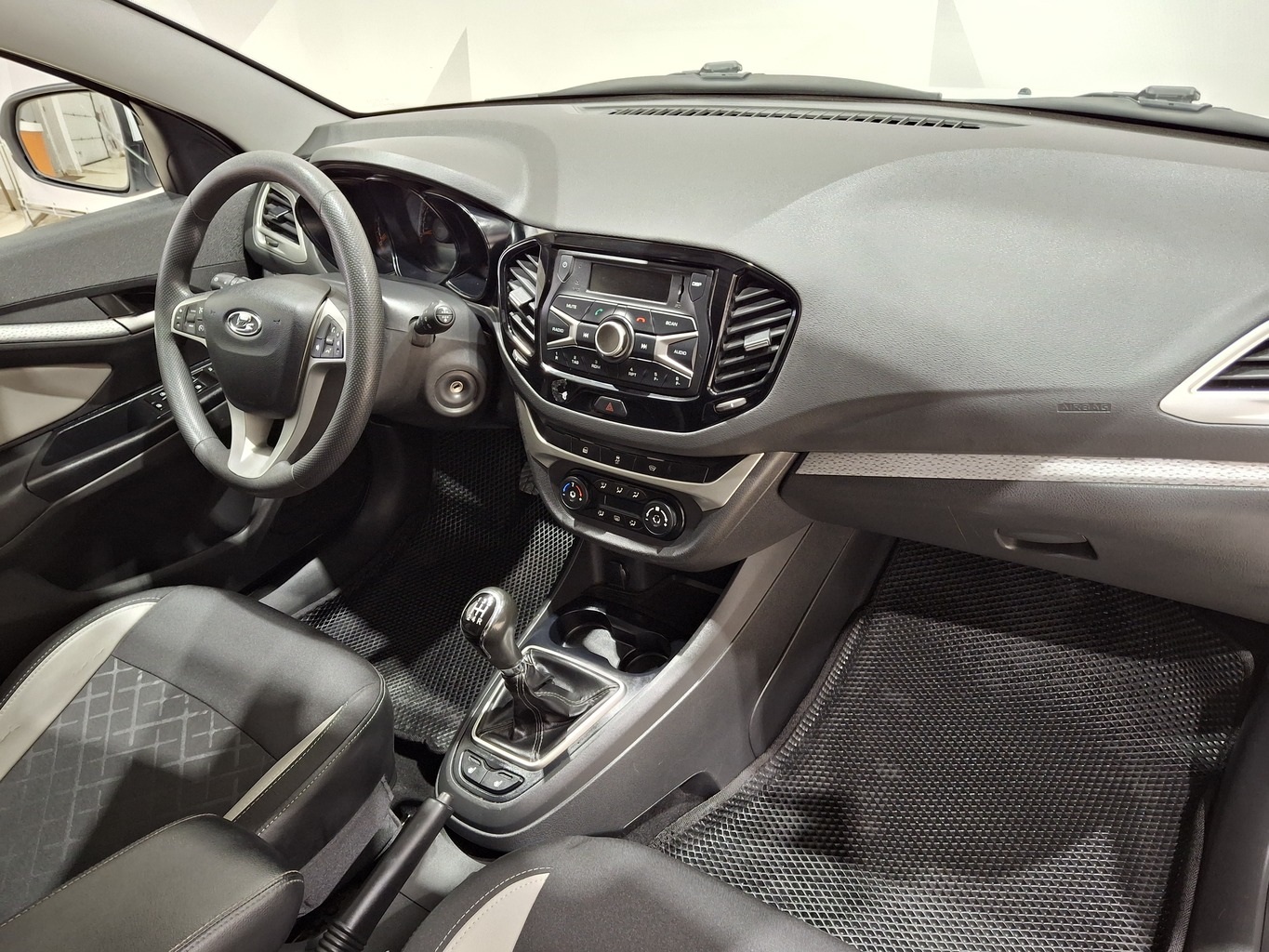 LADA VESTA