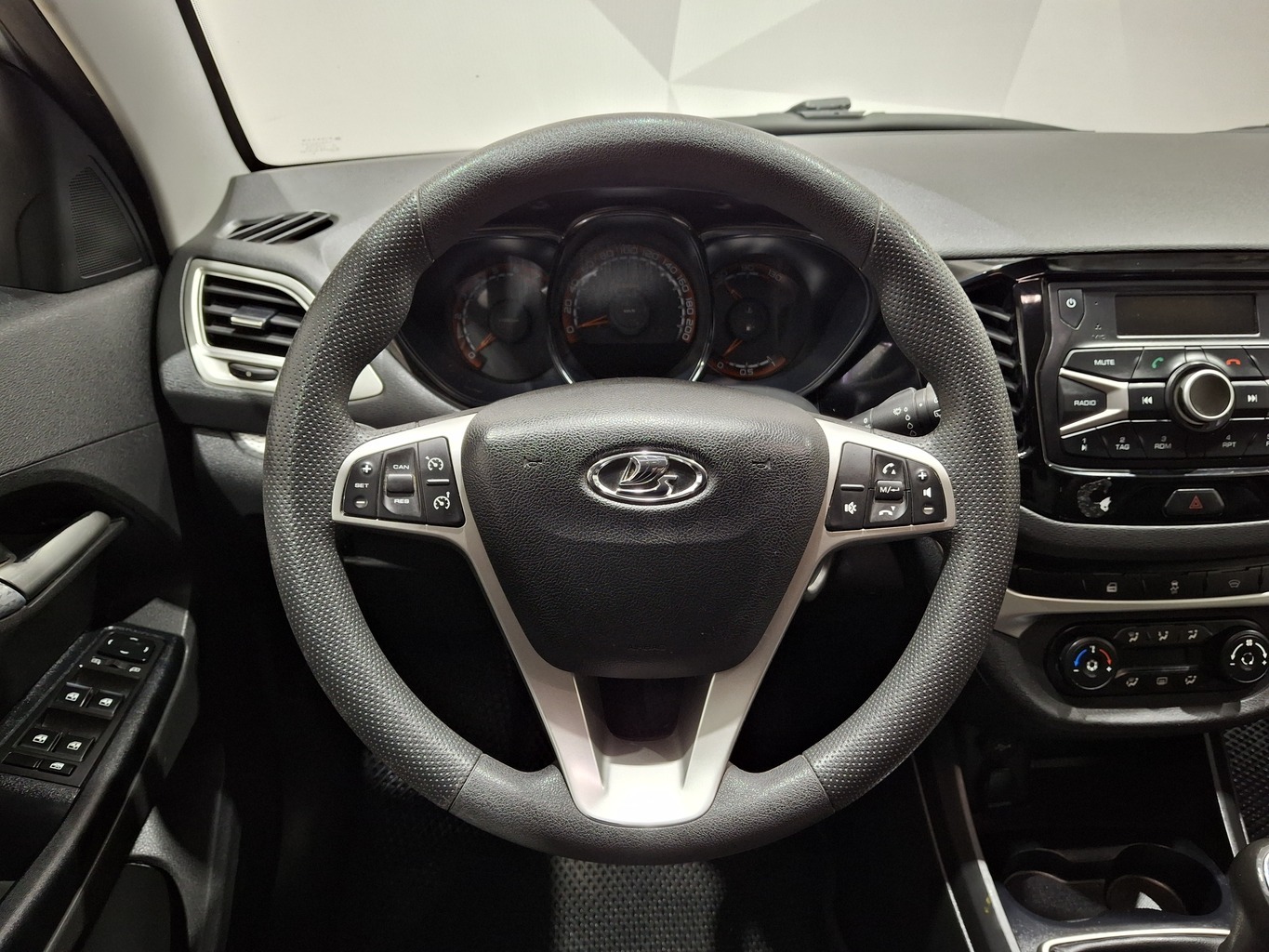 LADA VESTA