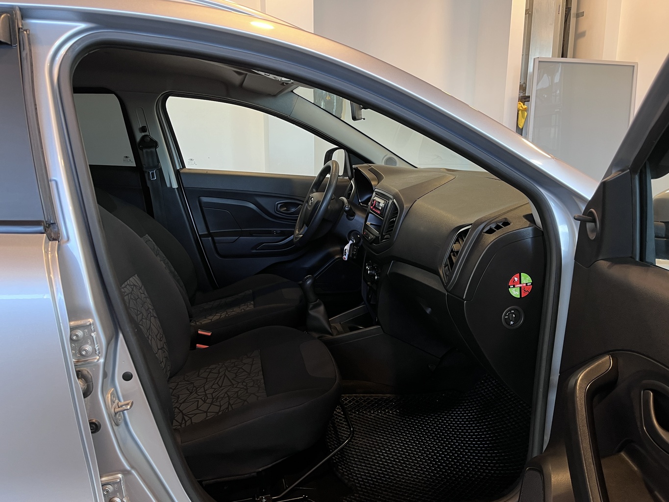 LADA XRAY