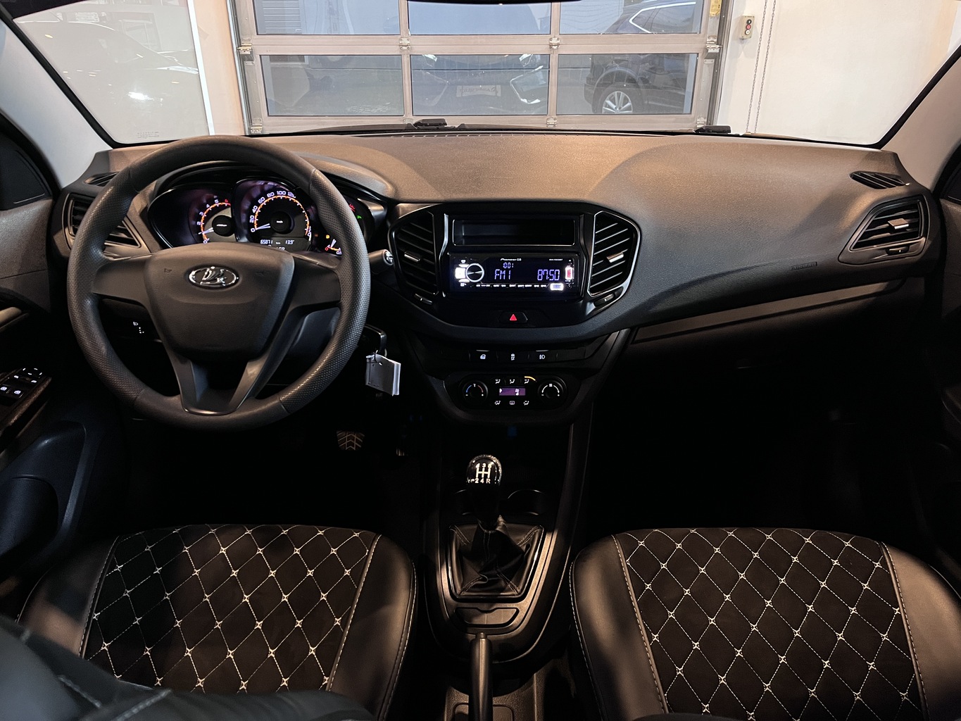 LADA VESTA