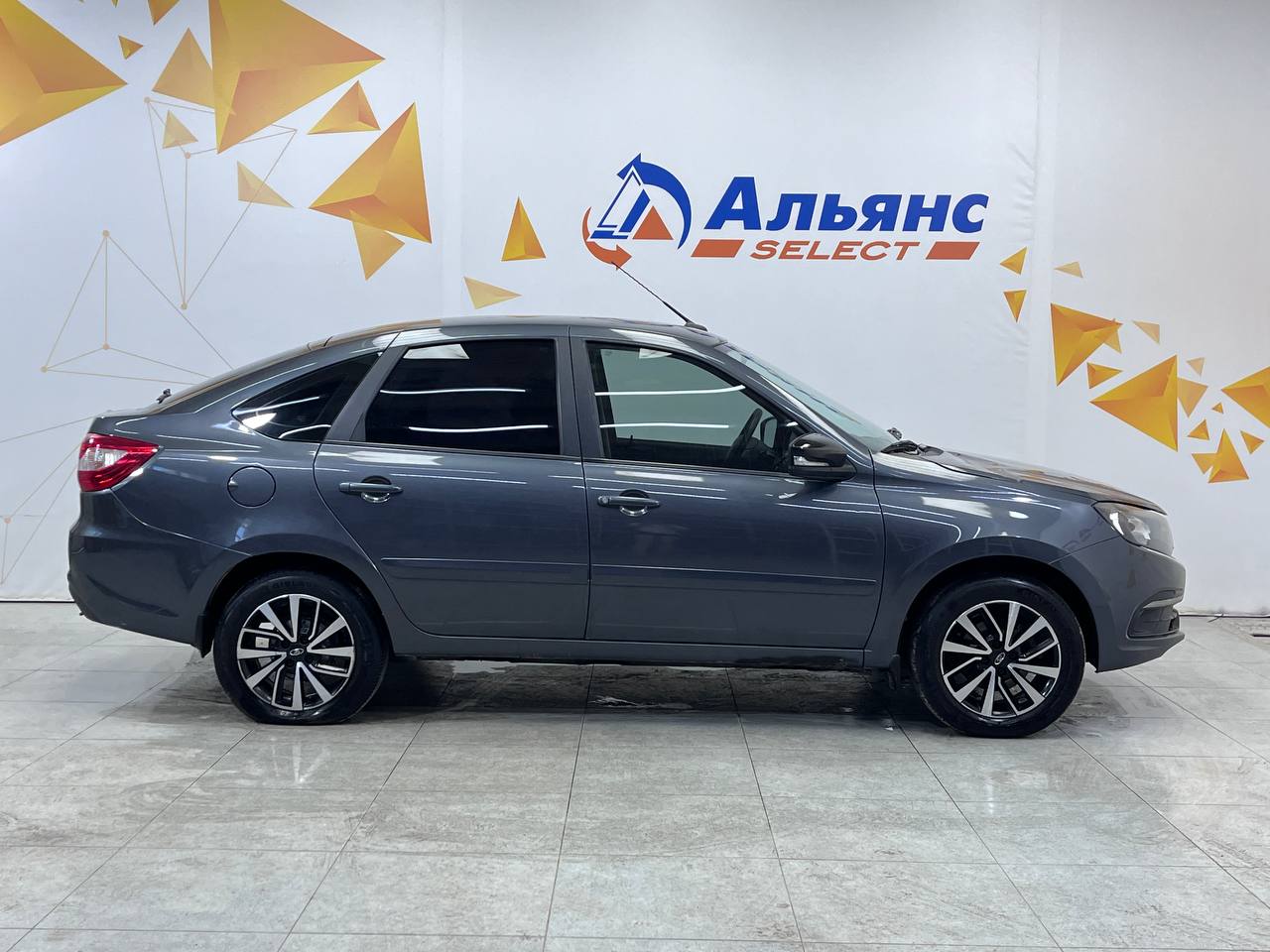 LADA GRANTA
