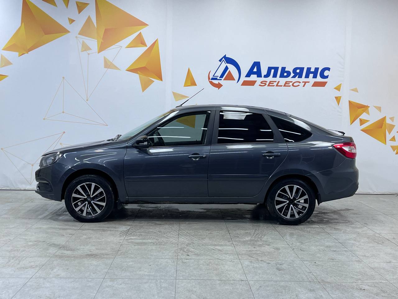 LADA GRANTA