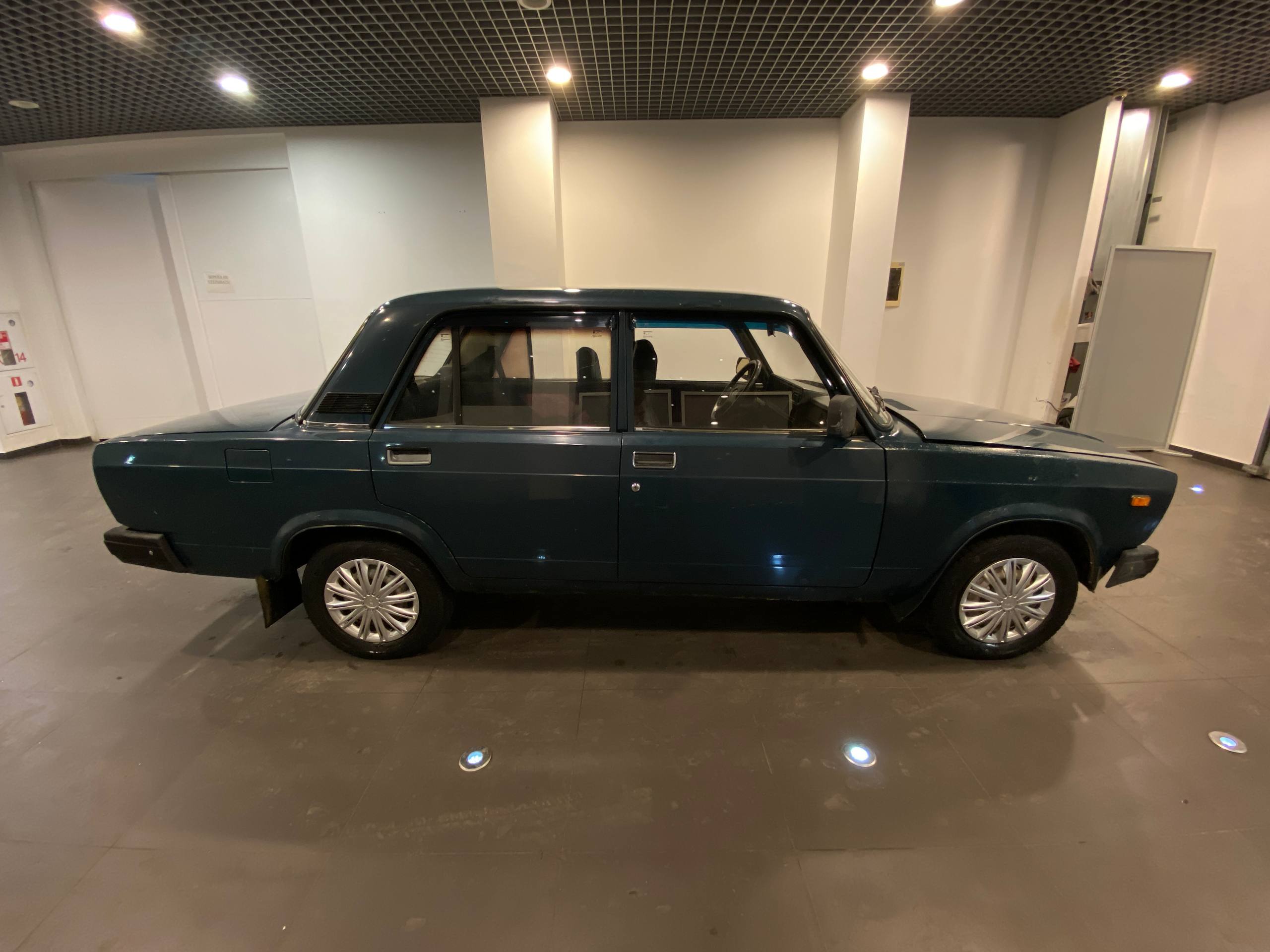 LADA 2107