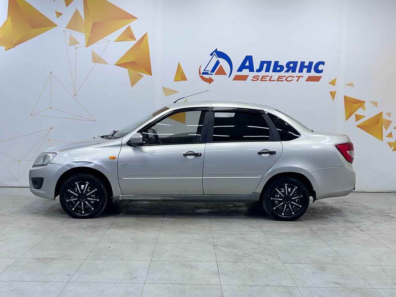 LADA GRANTA