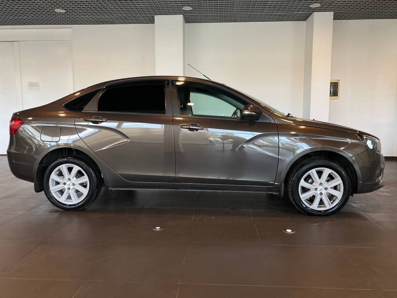 LADA VESTA
