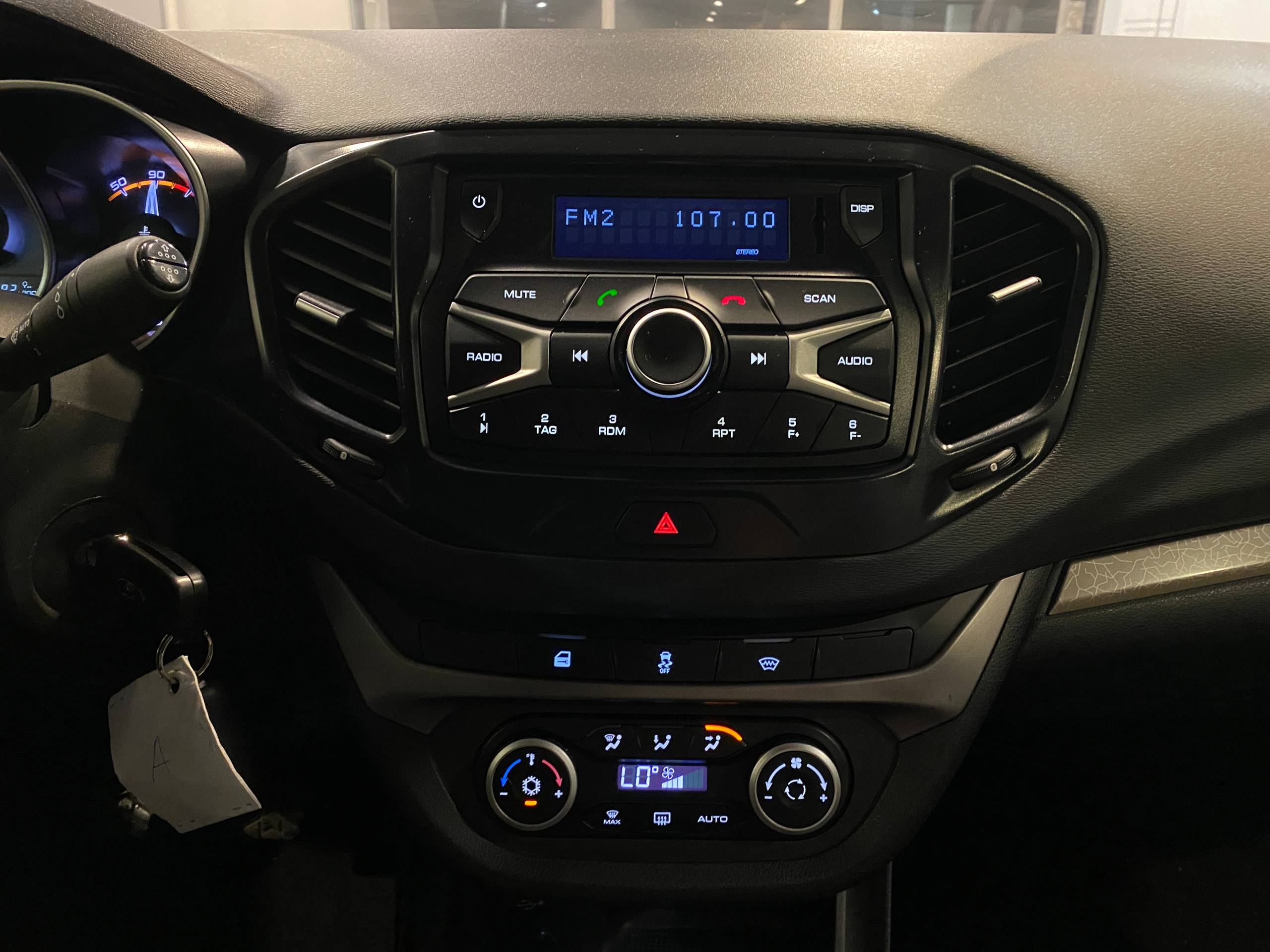 LADA VESTA