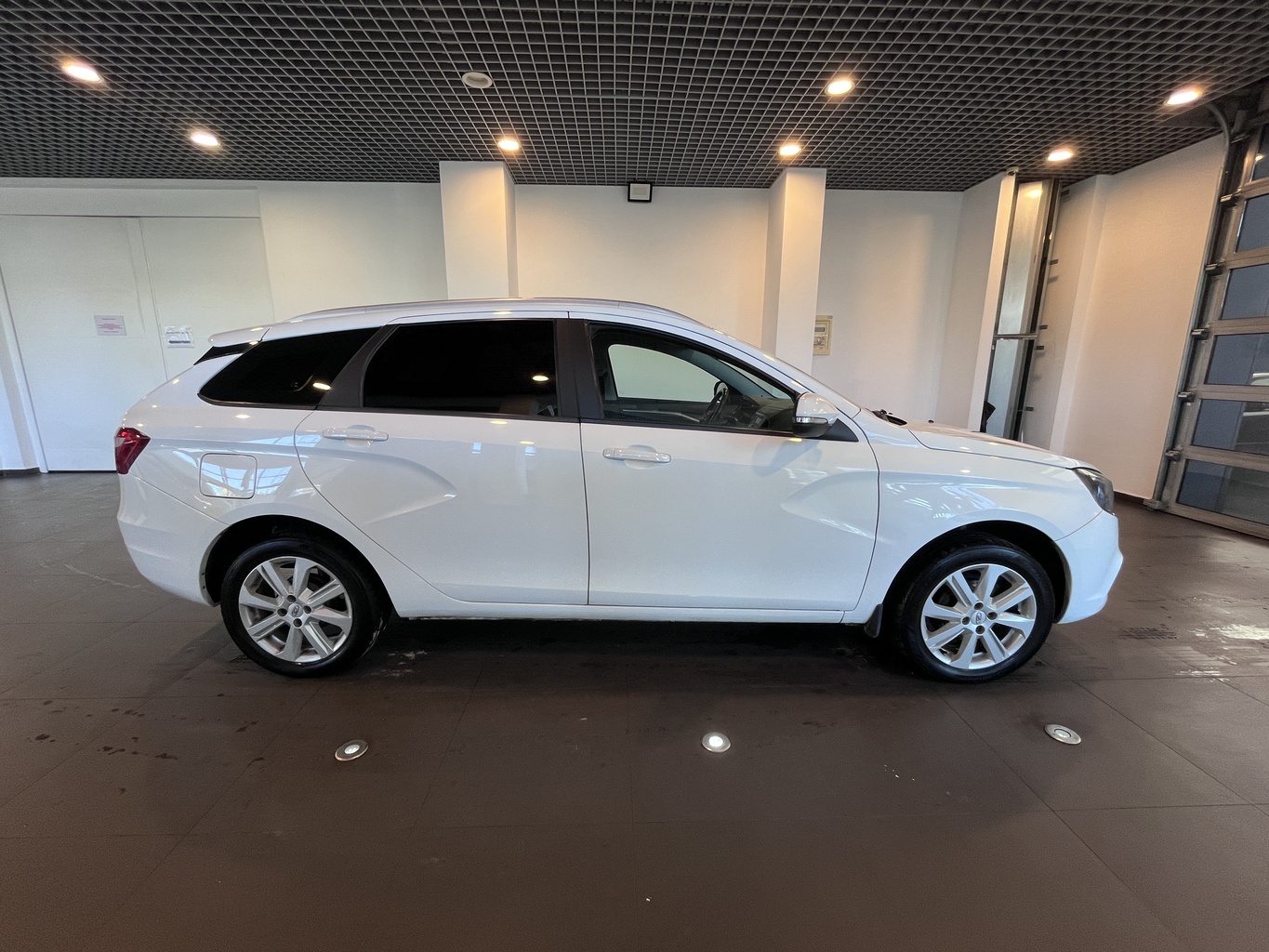 LADA VESTA
