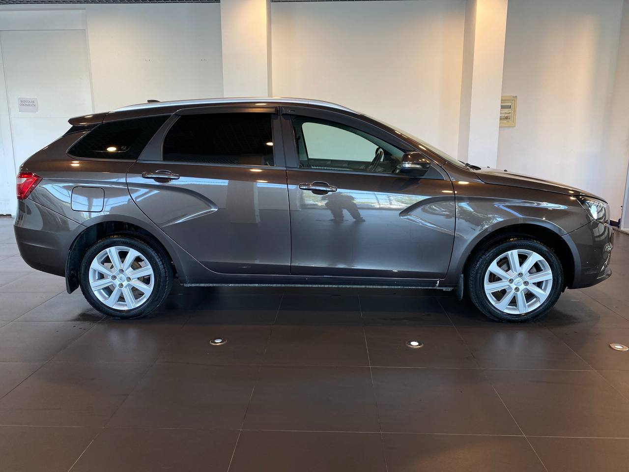 LADA VESTA