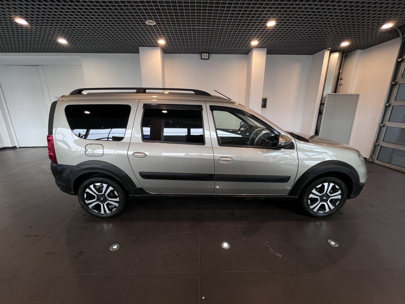 LADA LARGUS
