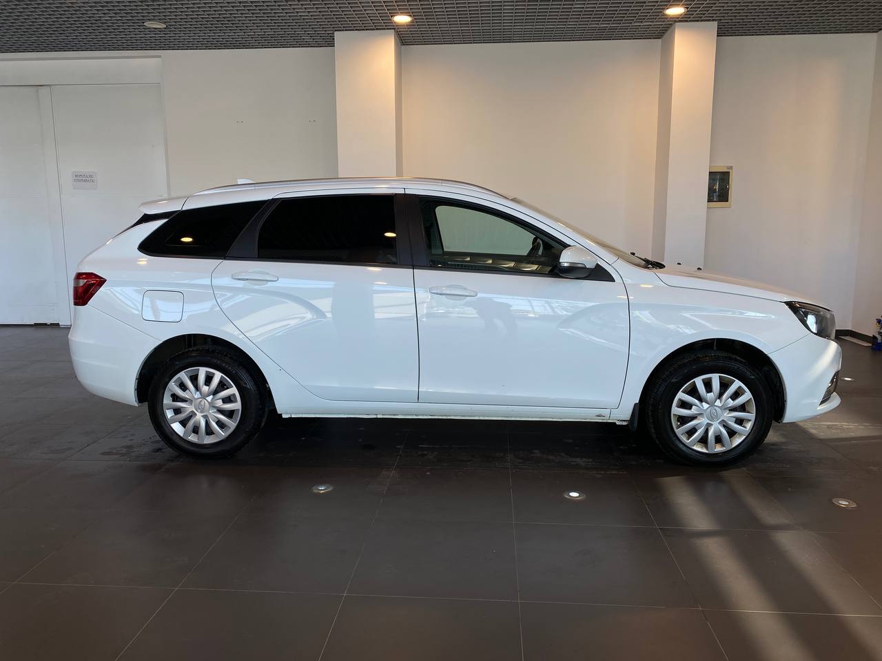 LADA VESTA