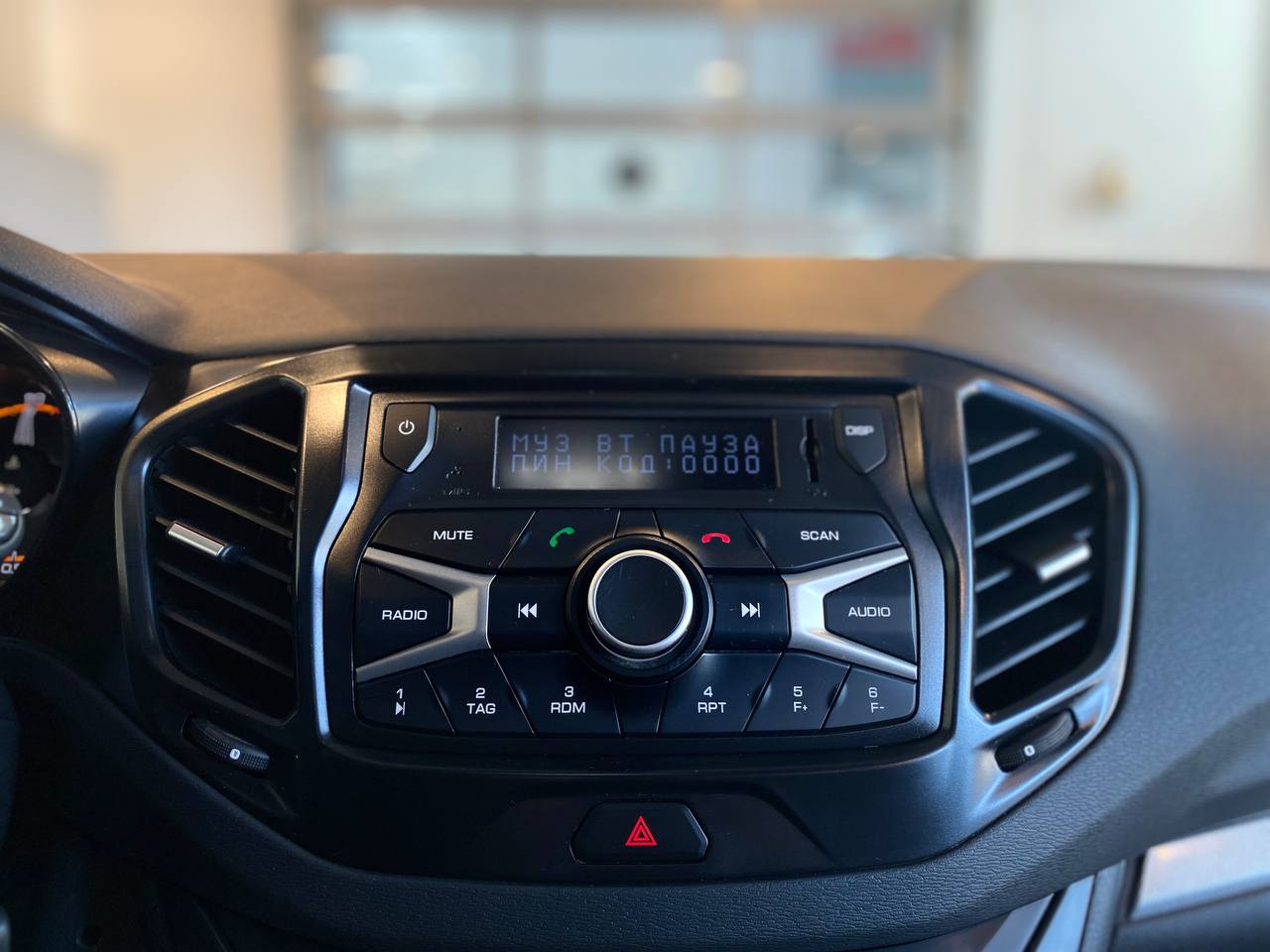 LADA VESTA