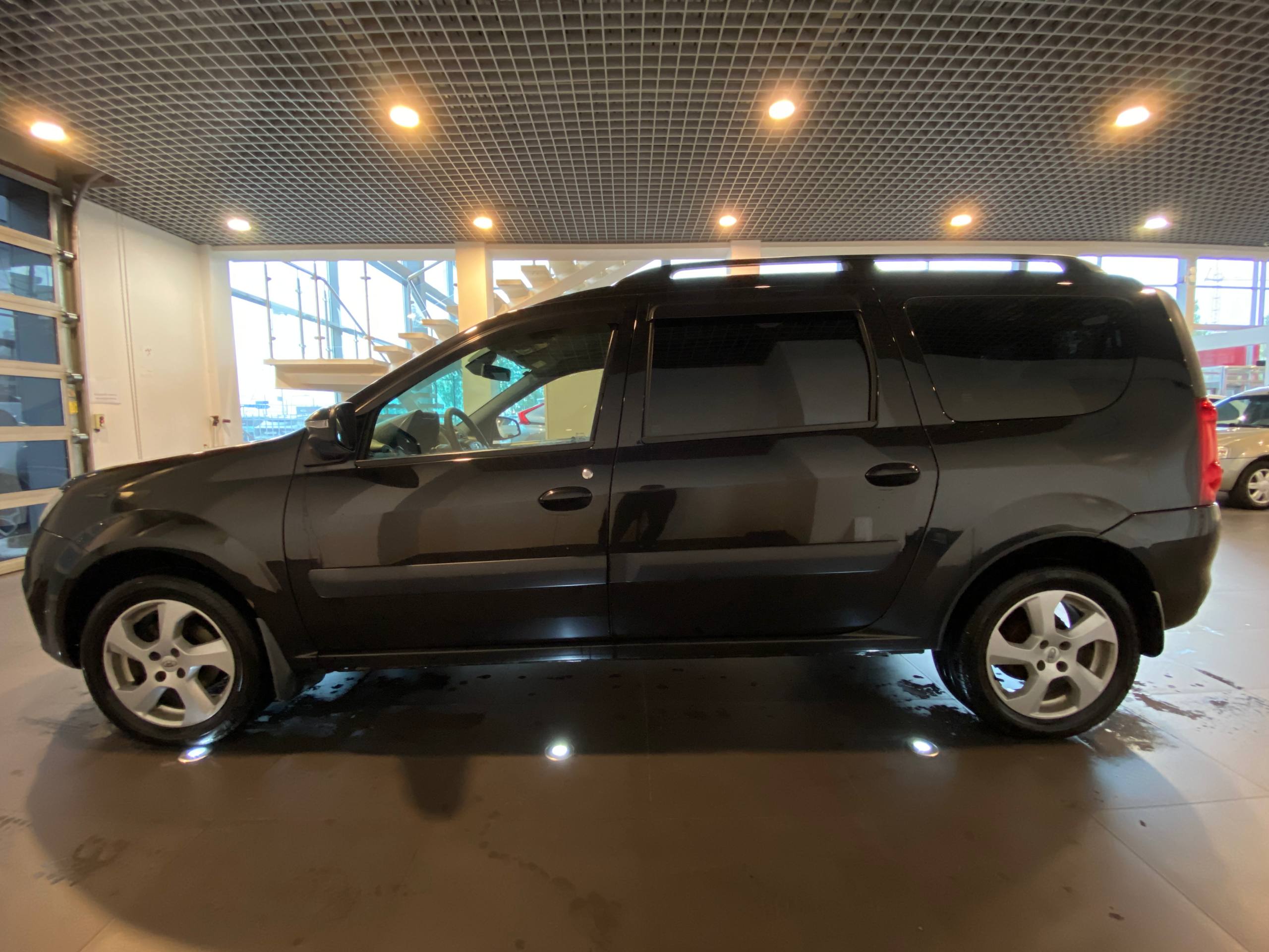 LADA LARGUS